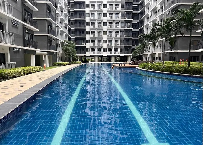 Cozy Moa Staycation Pool View Netflix And Walk To Mall *